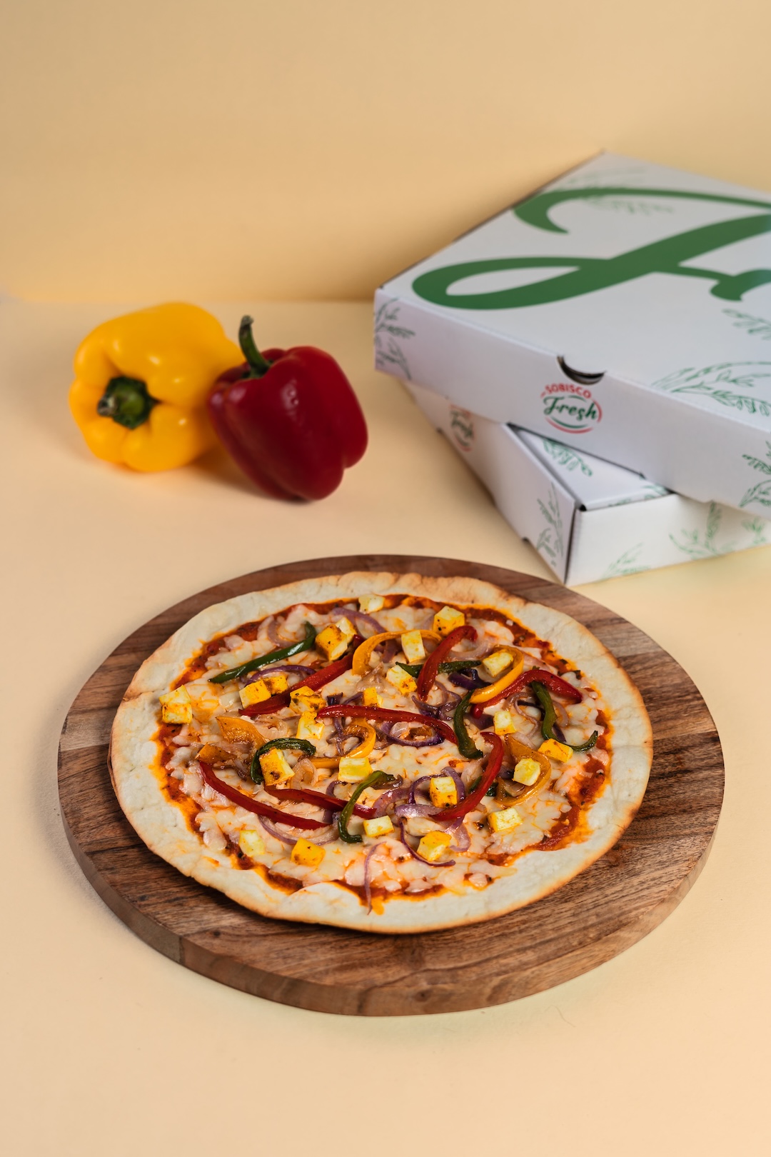 Yum Yum Tandoori Paneer Pizza